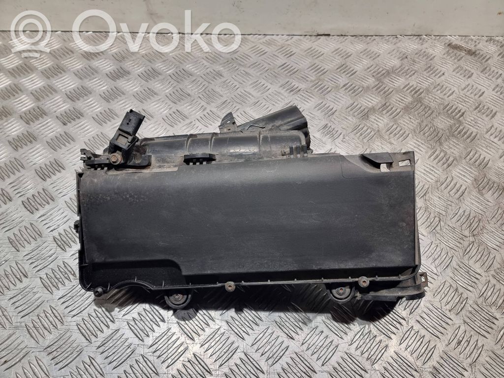 Ford Fiesta Air filter box 