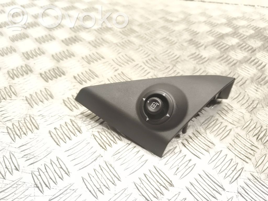 Ford Mustang V Wing mirror switch 