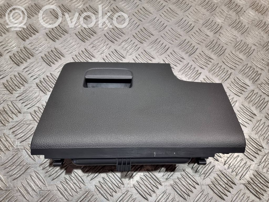 Volkswagen Golf Plus Revestimiento de los botones de la parte inferior del panel 