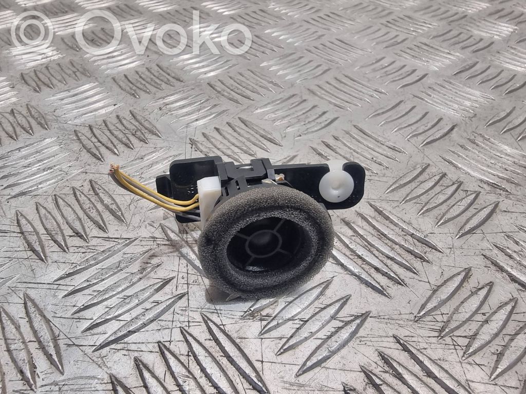 Toyota Yaris Głośnik drzwi przednich 