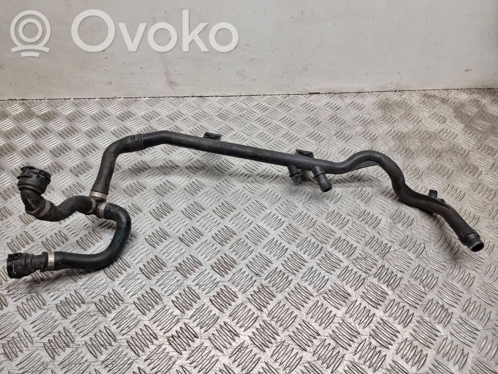 BMW 1 E81 E87 Engine coolant pipe/hose 