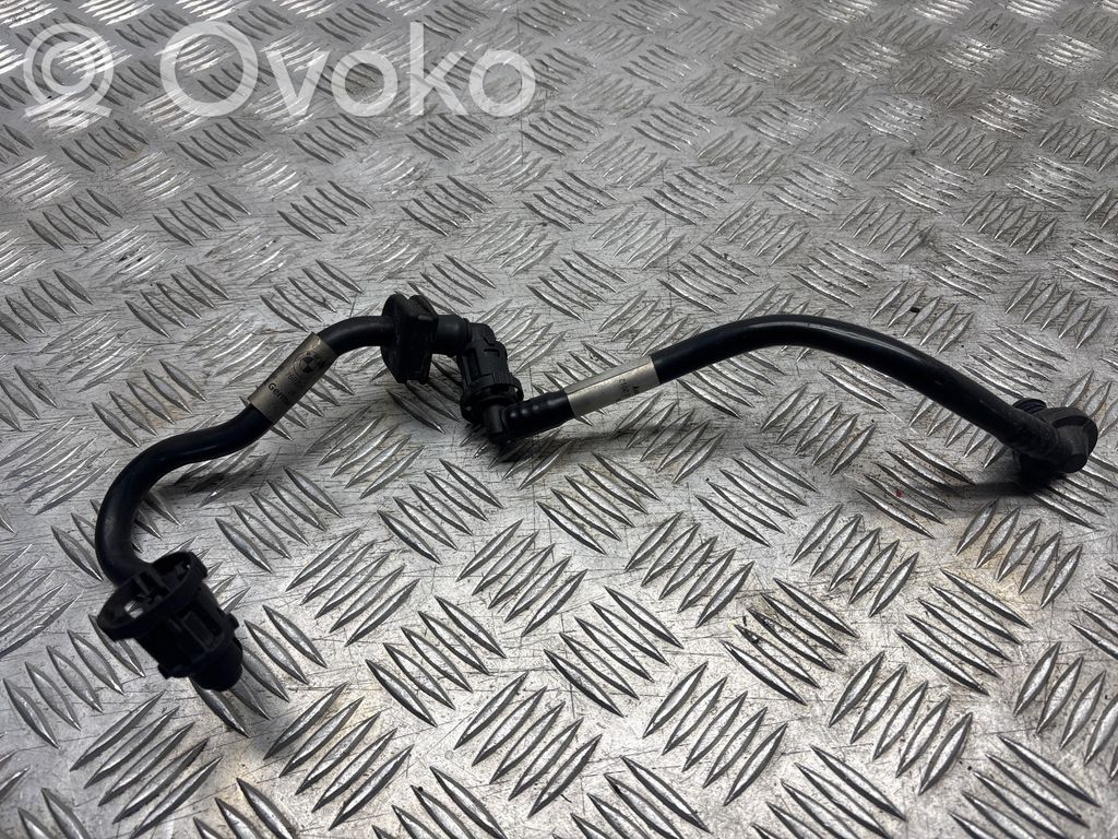 BMW 3 F30 F35 F31 Wąż / Rurka odpowietrznika 