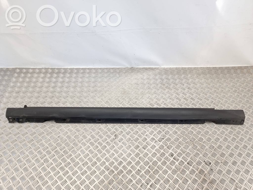 Ford Focus Sill 