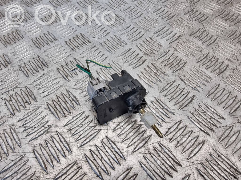 Toyota Avensis T250 Headlight level adjustment motor 