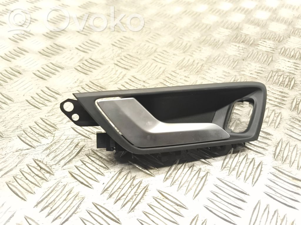 Ford Focus Front door interior handle 