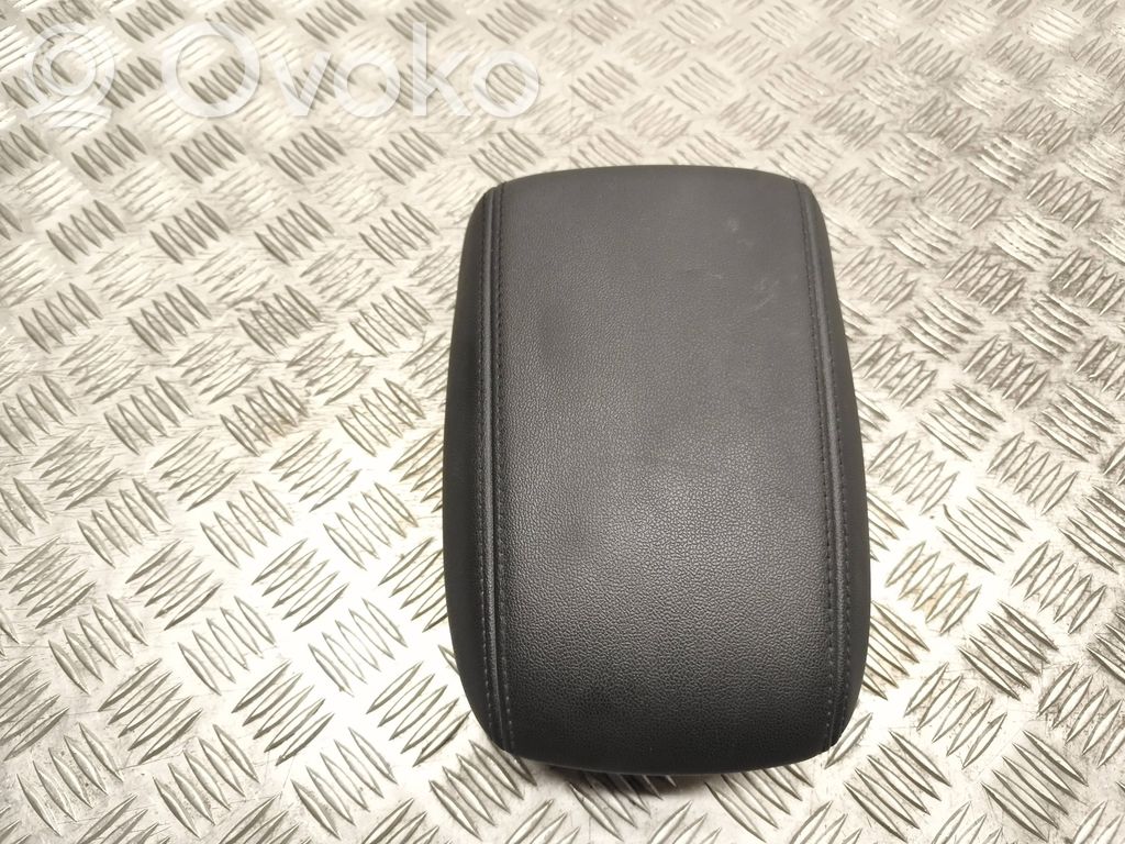 Ford Focus Armrest 