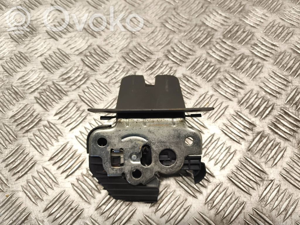Audi A4 S4 B8 8K Blocco/chiusura/serratura del portellone posteriore/bagagliaio 