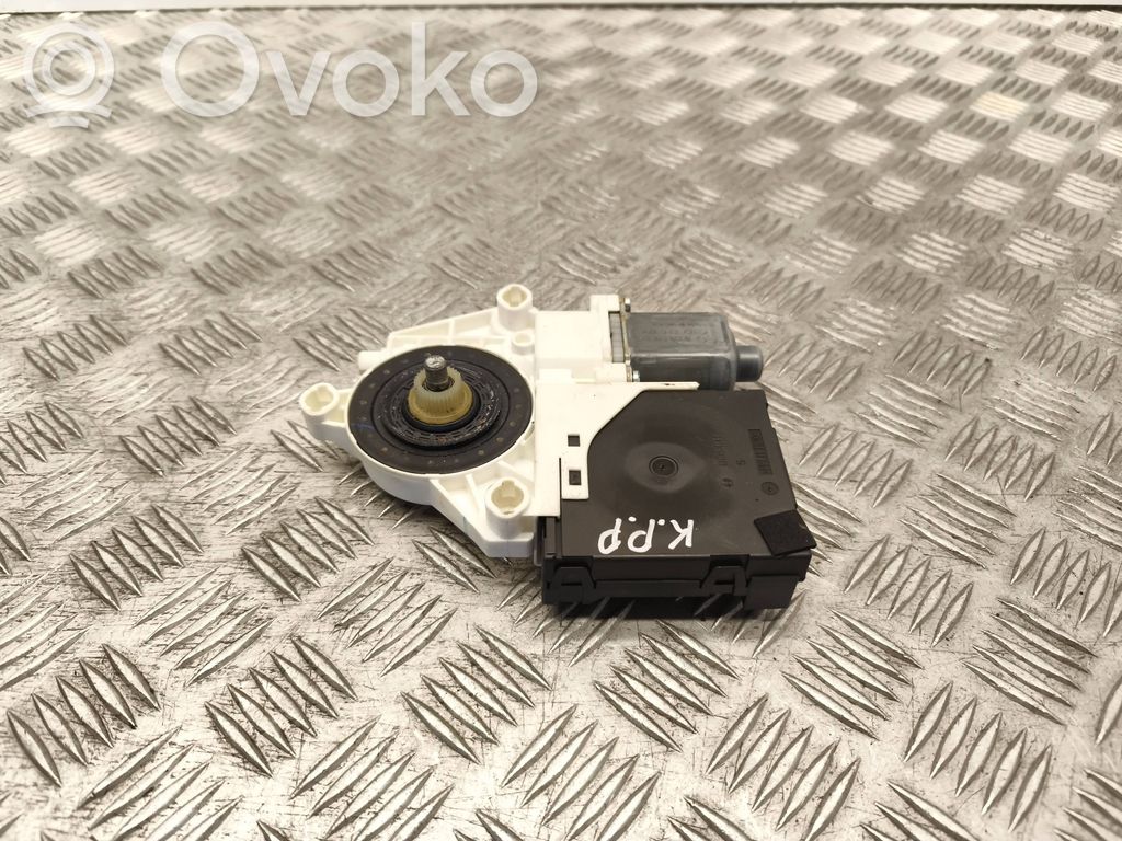 Volkswagen Golf V Silnik regulatora szyby drzwi przednich 