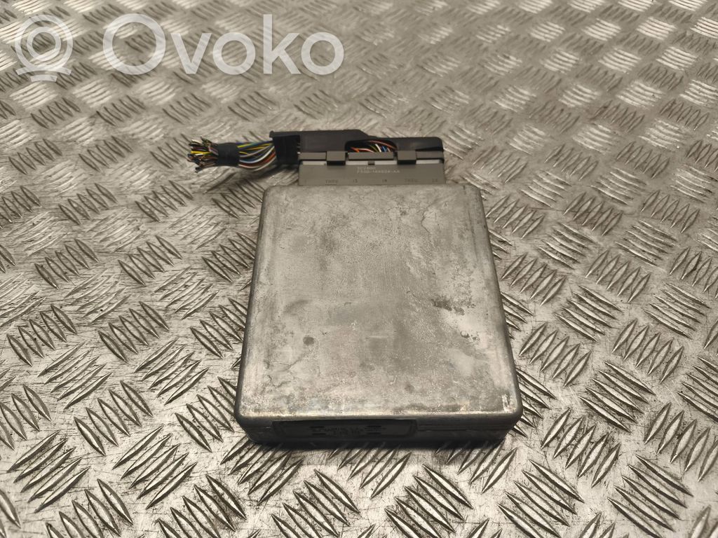 Ford Focus Variklio valdymo blokas 