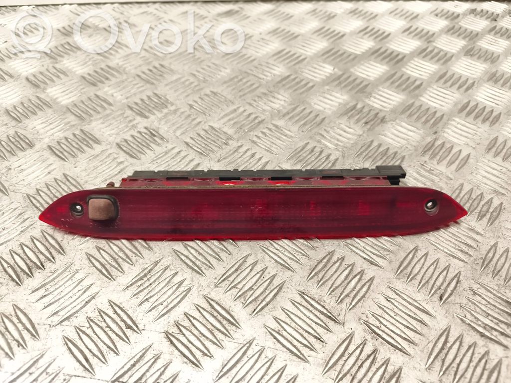 Ford Focus Third/center stoplight 