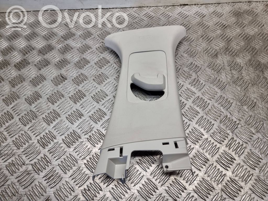 Ford Focus Pilar (B) (superior) 