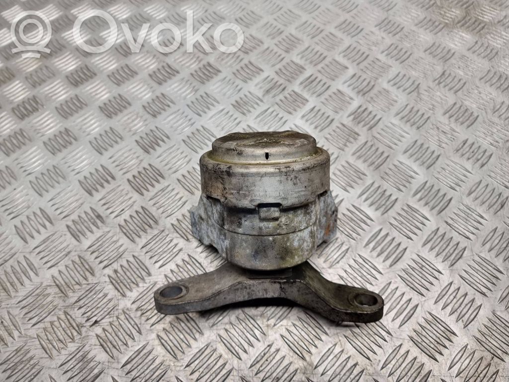 Ford S-MAX Engine mount bracket 