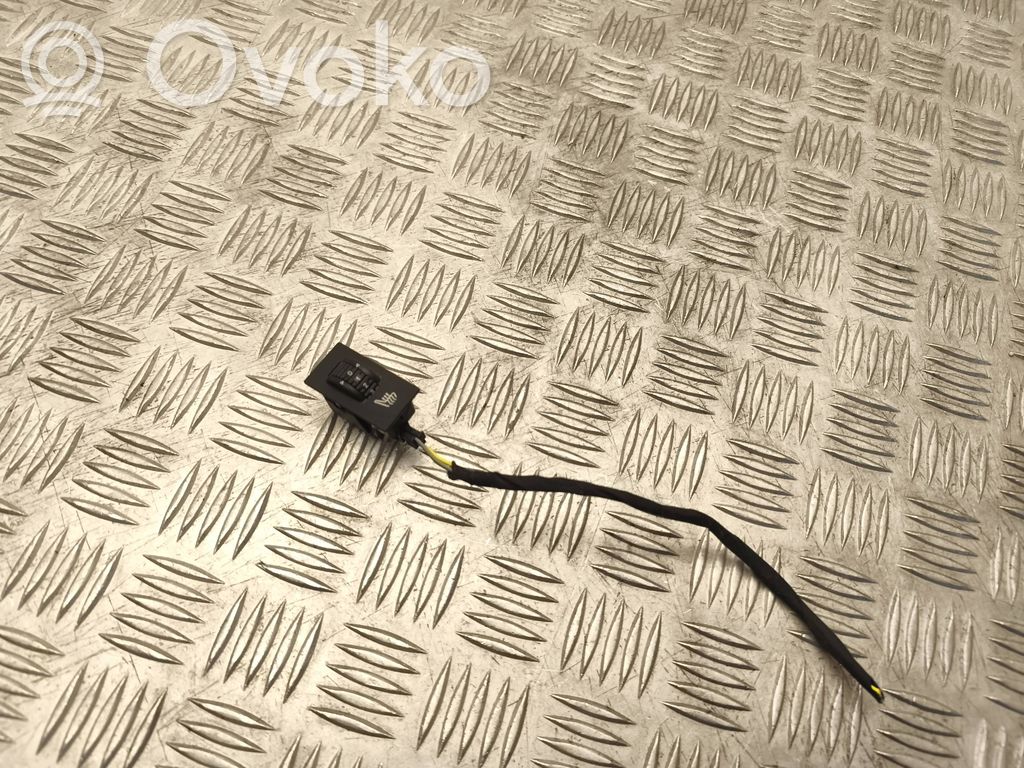 Citroen C5 Seat heating switch 