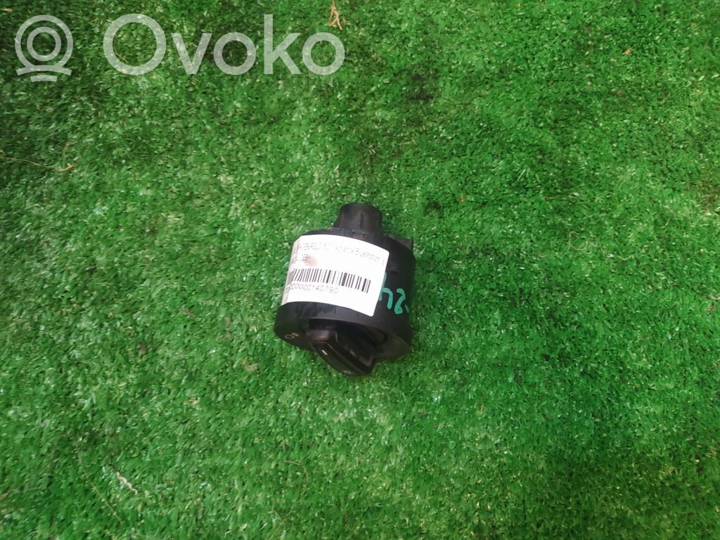 Volkswagen Polo VI Faro delantero/faro principal 