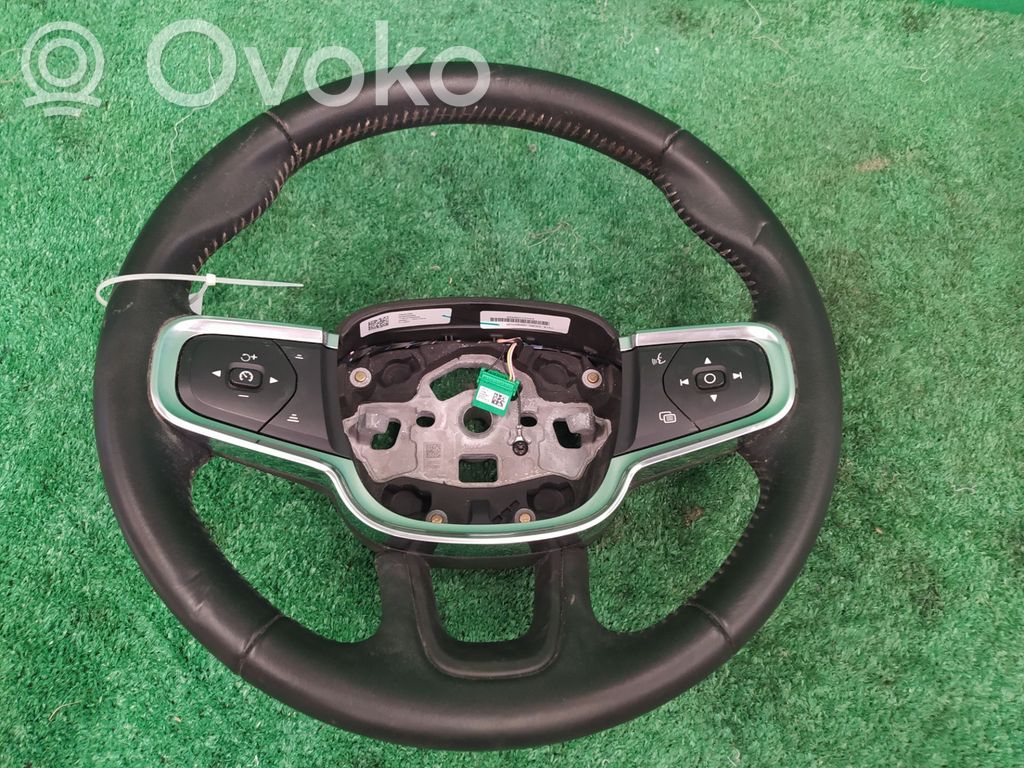 Volvo XC40 Ohjauspyörä 