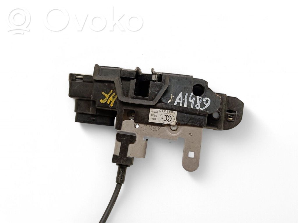 Volvo V40 Etuoven lukko 
