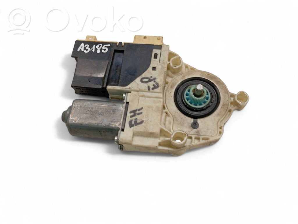 Citroen C5 Front door window regulator motor 