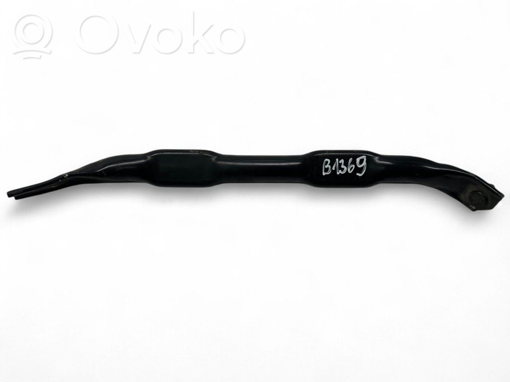 Radiator support slam panel bracket   7159588