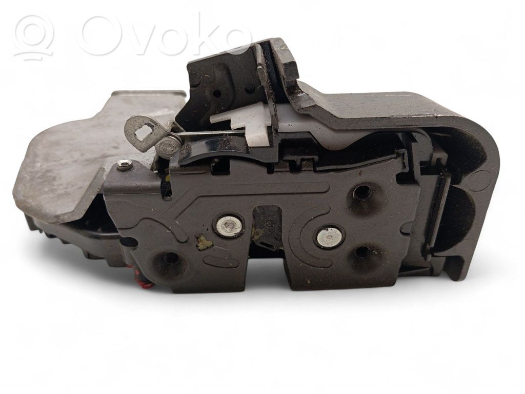 Front door lock   2400150