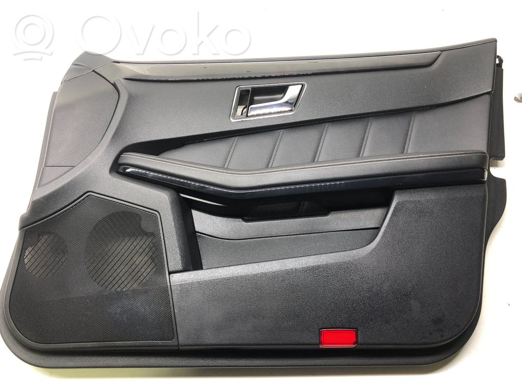 Mercedes-Benz E W212 Rivestimento del pannello della portiera anteriore 