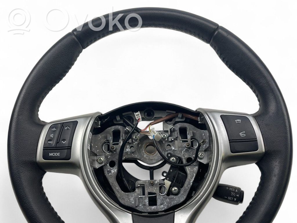 Toyota Yaris Kierownica 