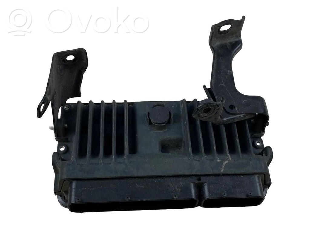 Toyota Yaris XP210 Engine control unit/module ECU 