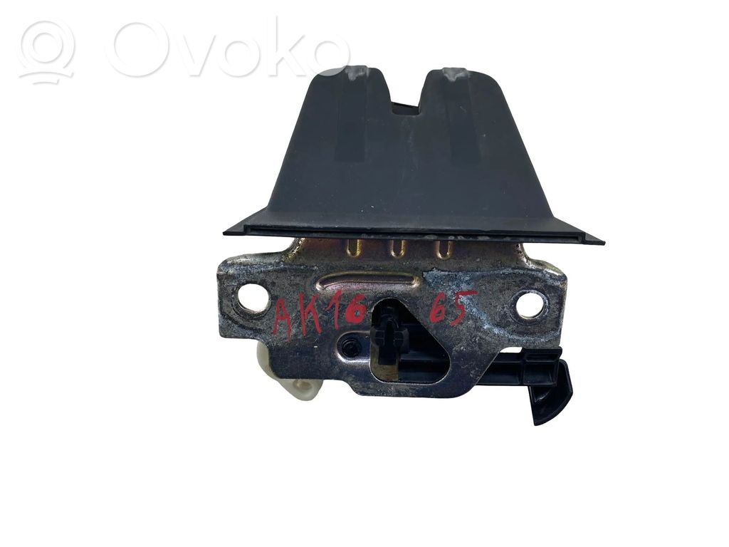 Volkswagen Touareg III Tailgate/trunk/boot lock/catch/latch 