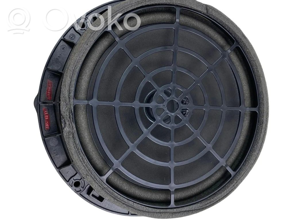 Audi A4 S4 B9 8W Etuoven kaiutin 
