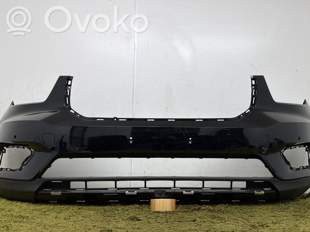 Volvo XC40 Parachoques delantero 