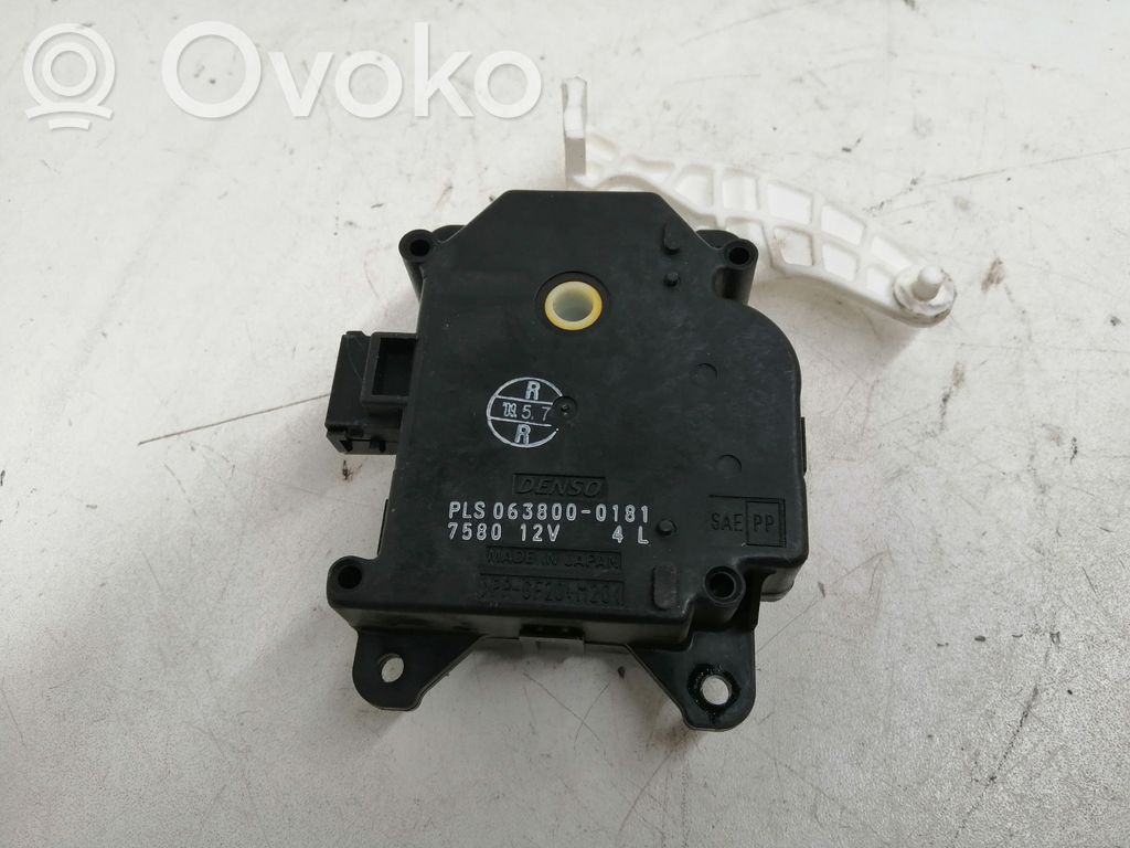 Toyota Prius (XW30) Air flap motor/actuator 