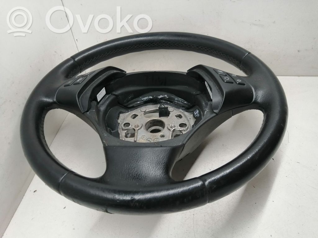 Ohjauspyörä   676454707,695989301,61645391B00