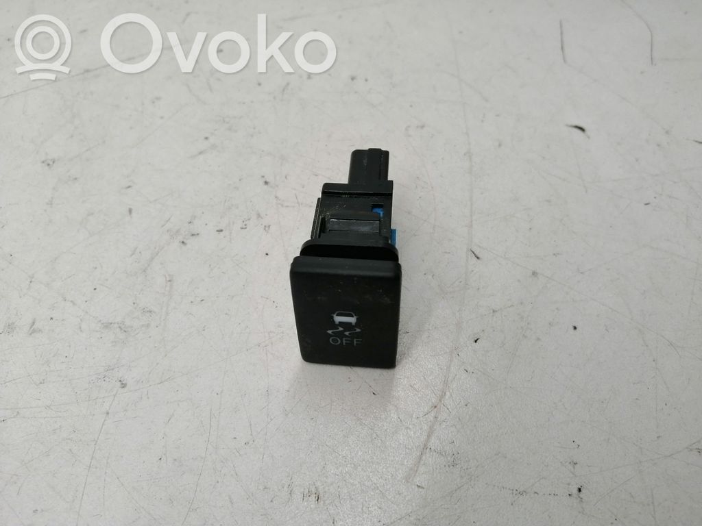 ESP (stability program) switch   15C032