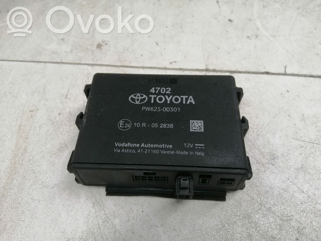 Toyota Auris E180 Other control units/modules 