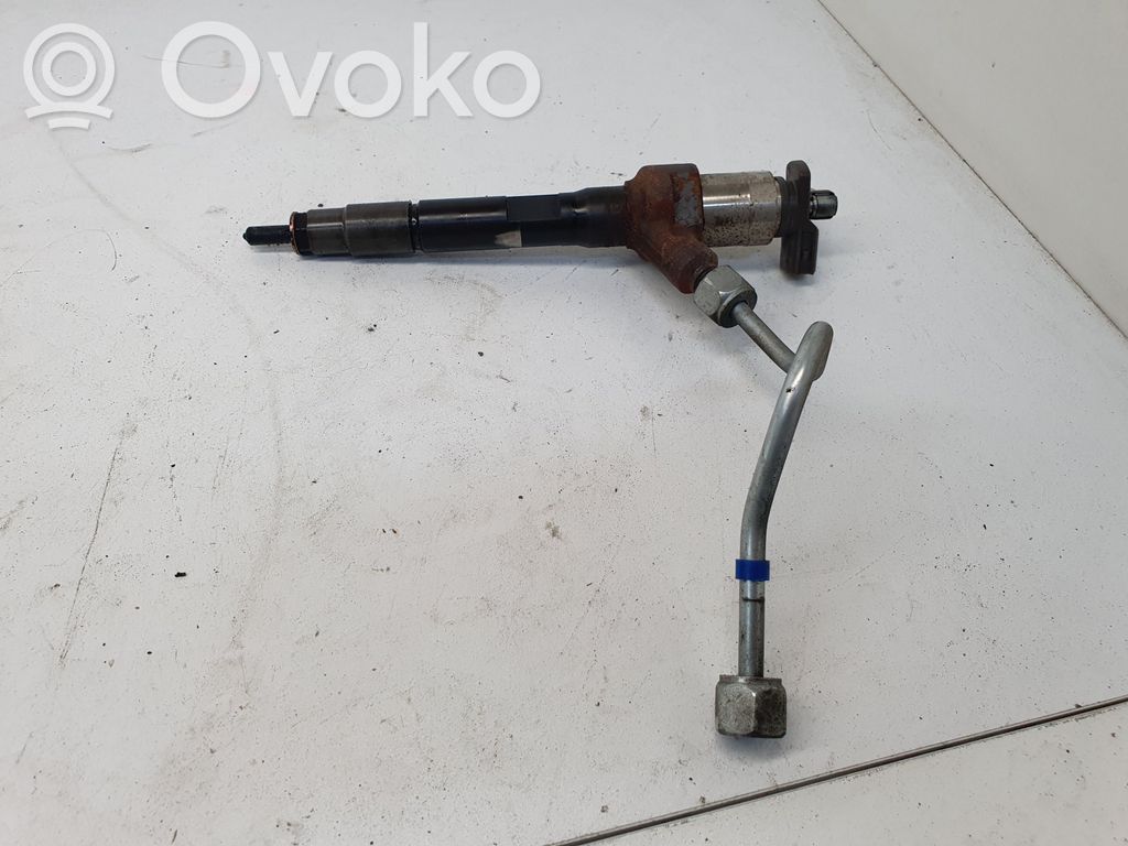 Inyector de combustible   001101N11986,13H50