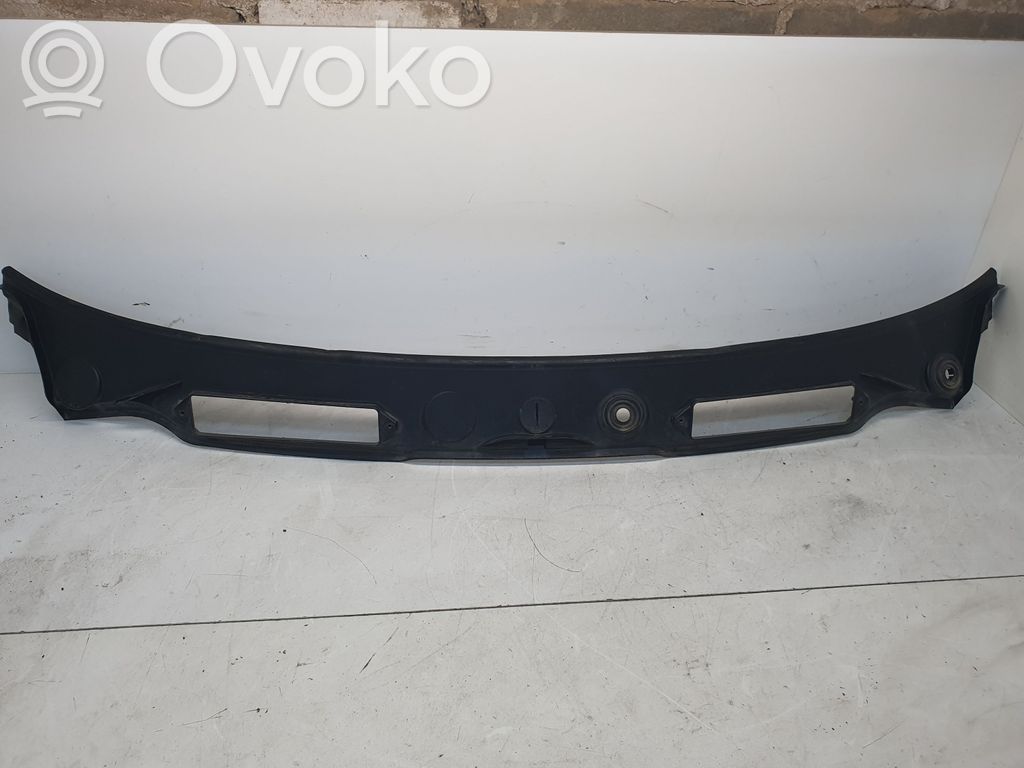 BMW 1 E81 E87 Wiper trim 
