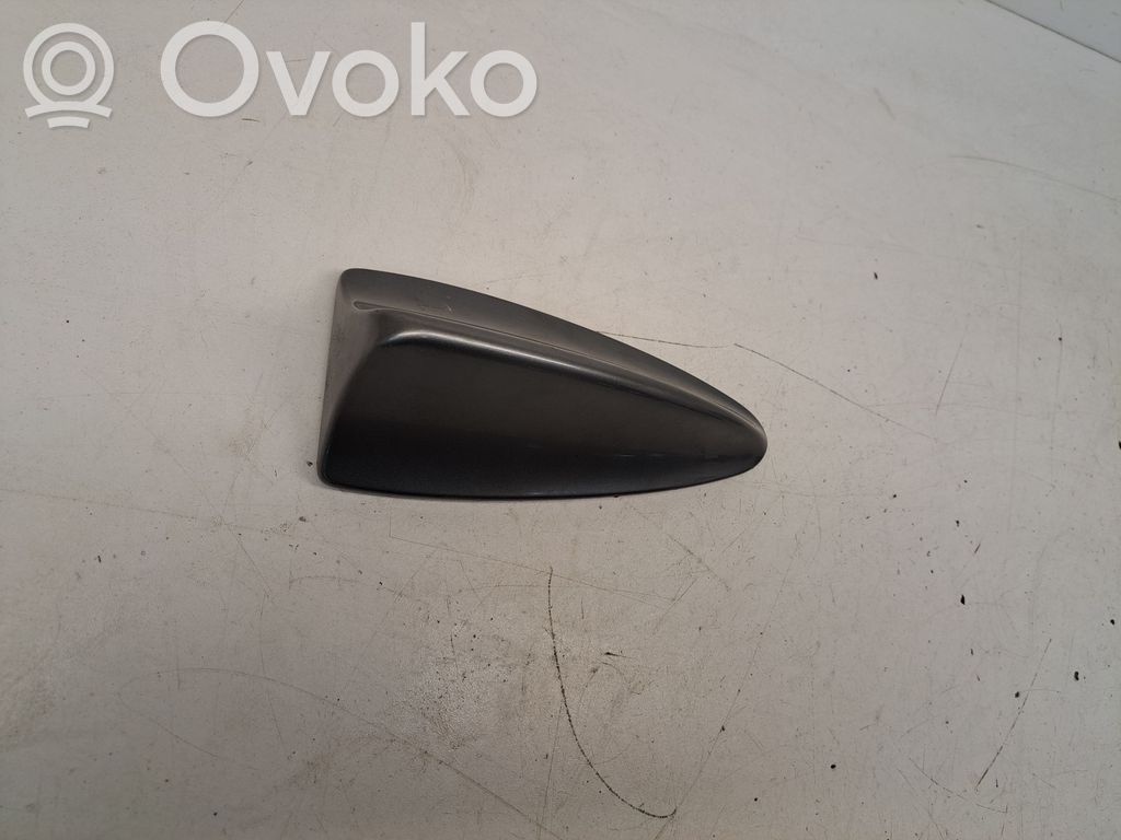 BMW 7 E65 E66 Stogo (GPS) antenos dangtelis 