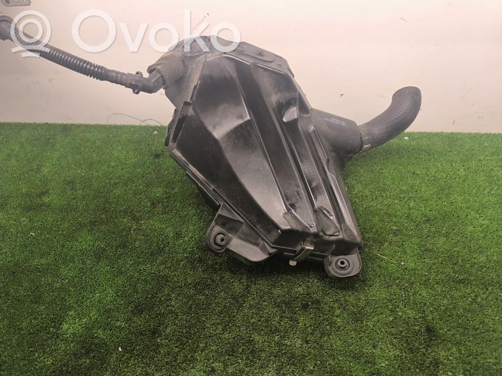 BMW 3 E90 E91 Air filter box 