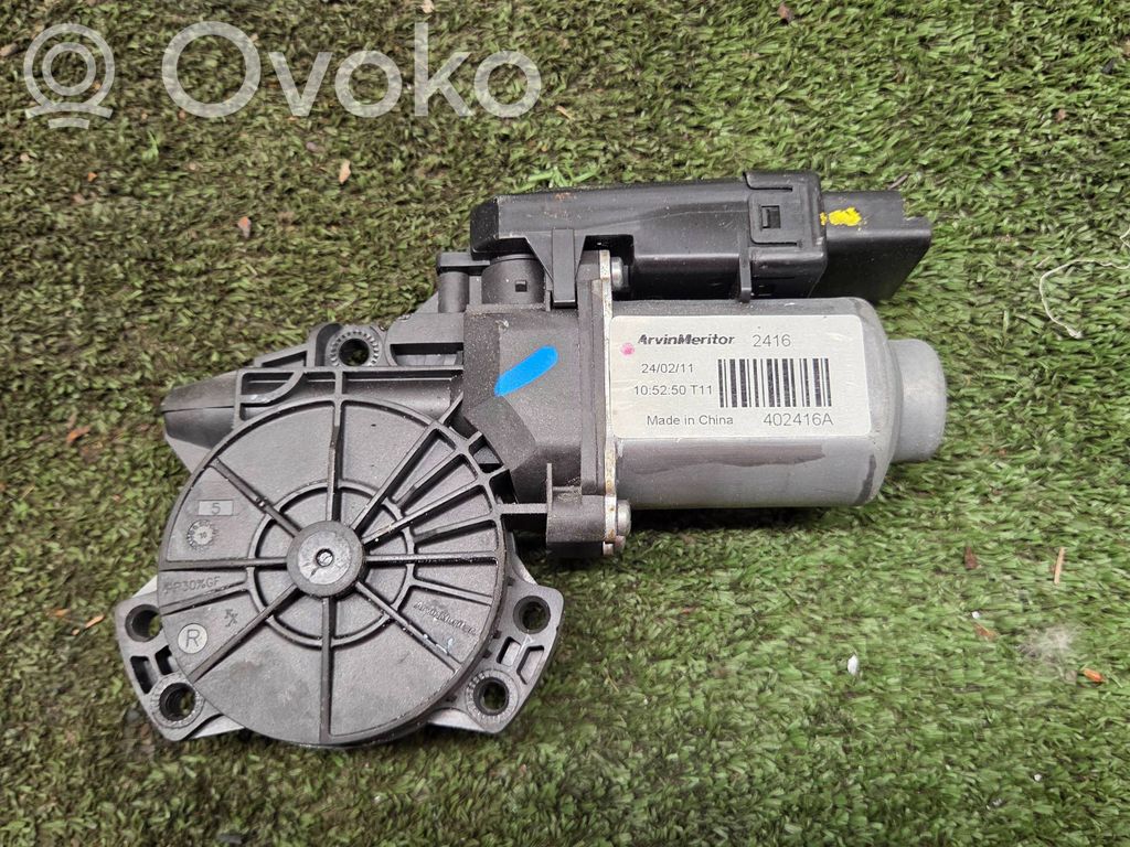 KIA Optima Silniczek podnoszenia szyby drzwi tylnych 