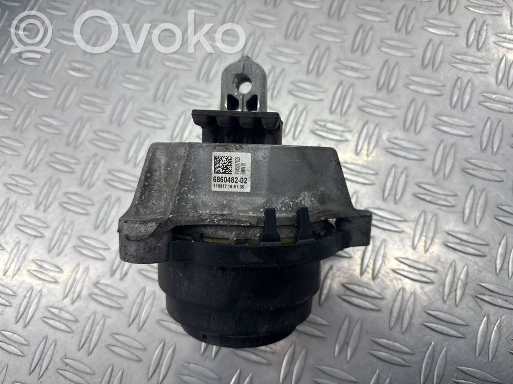 BMW 5 G30 G31 G38 Engine mount bracket 