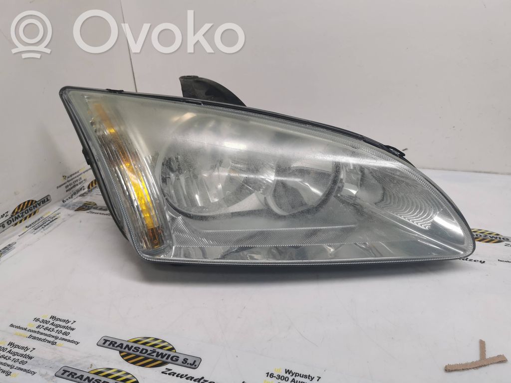 Ford Focus C-MAX Lampa przednia 
