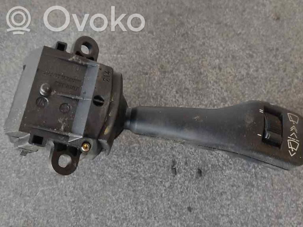 Wiper switch   8363664M