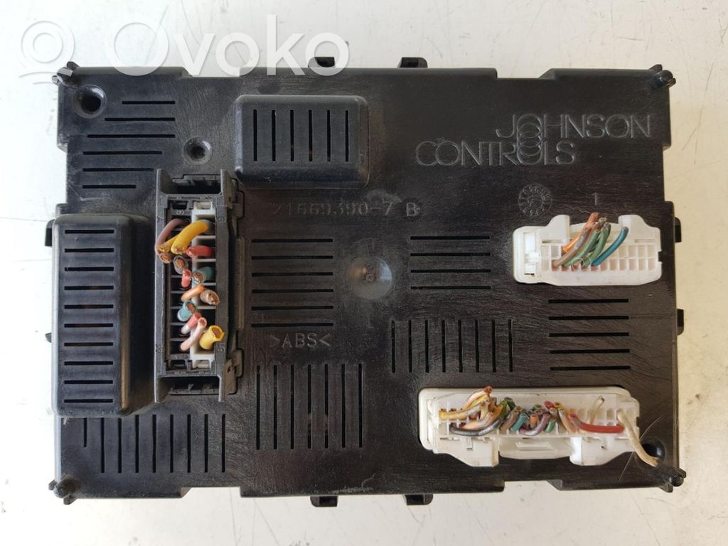 Nissan Micra Module confort 