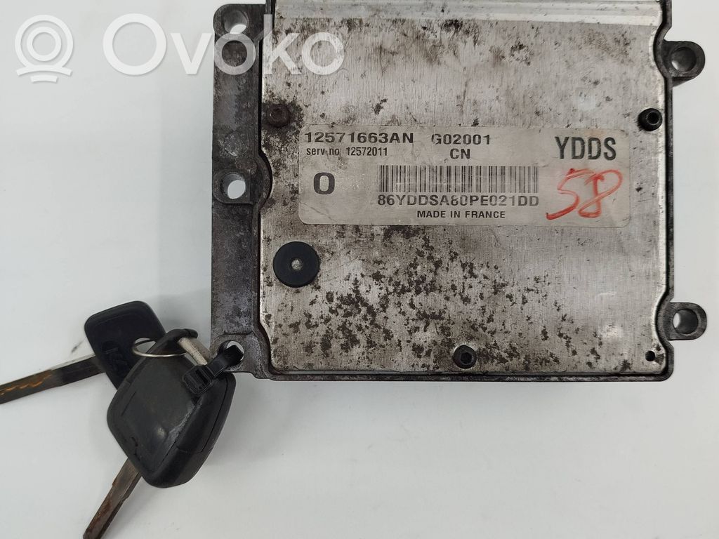Opel Vectra C Unidad de control/módulo del motor 