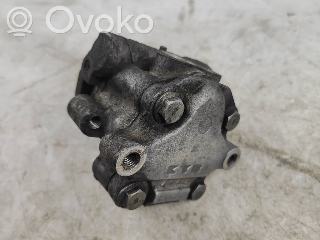 Skoda Superb B6 (3T) Power steering pump 