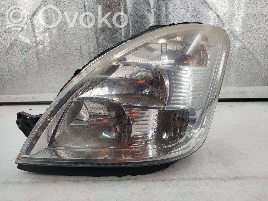 Iveco Daily 4th gen Phare frontale 