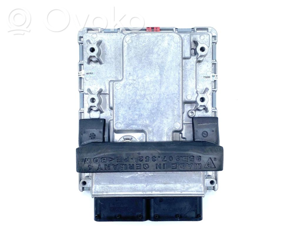 Porsche Macan (95B) Engine control unit/module 