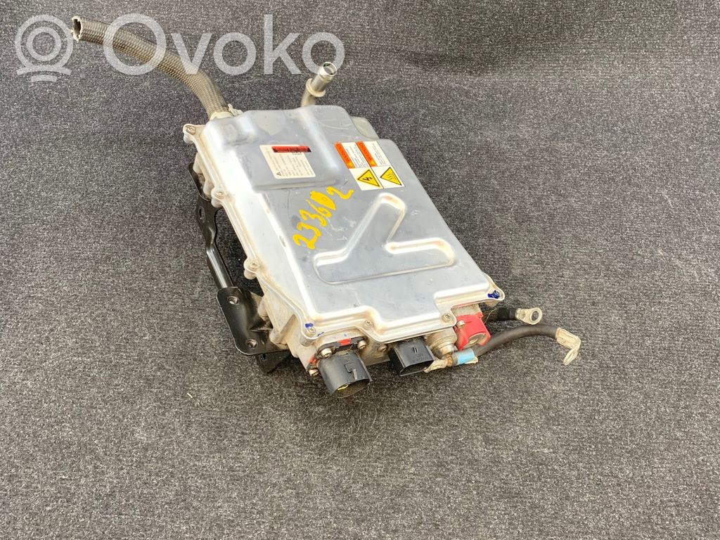 Tesla Model S Sprieguma pārveidotājs 