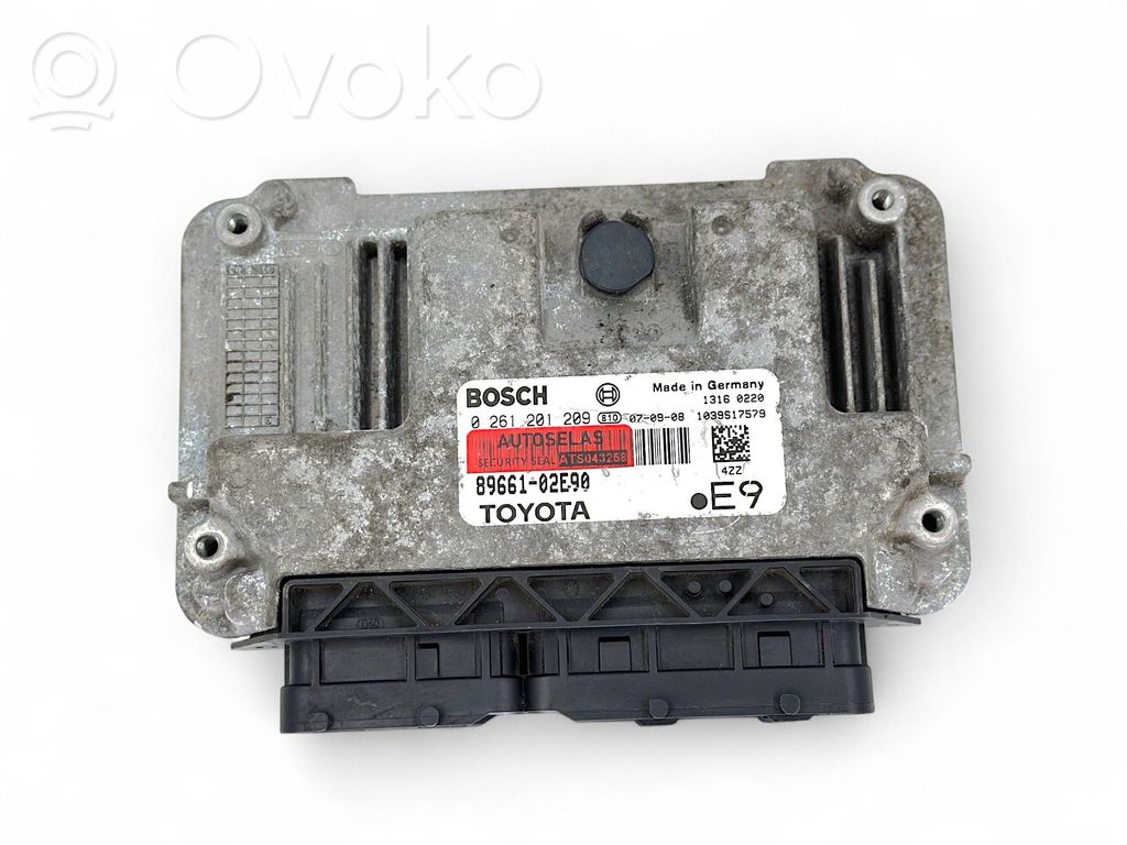 Toyota Auris 150 Engine control unit/module 