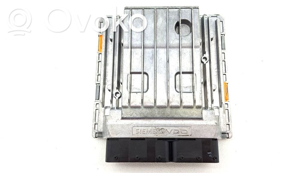 BMW 3 E92 E93 Variklio valdymo blokas 