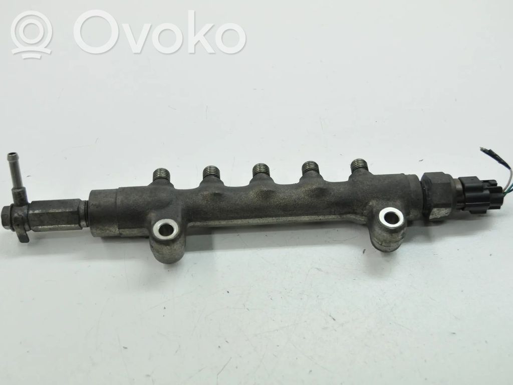 Fuel main line pipe